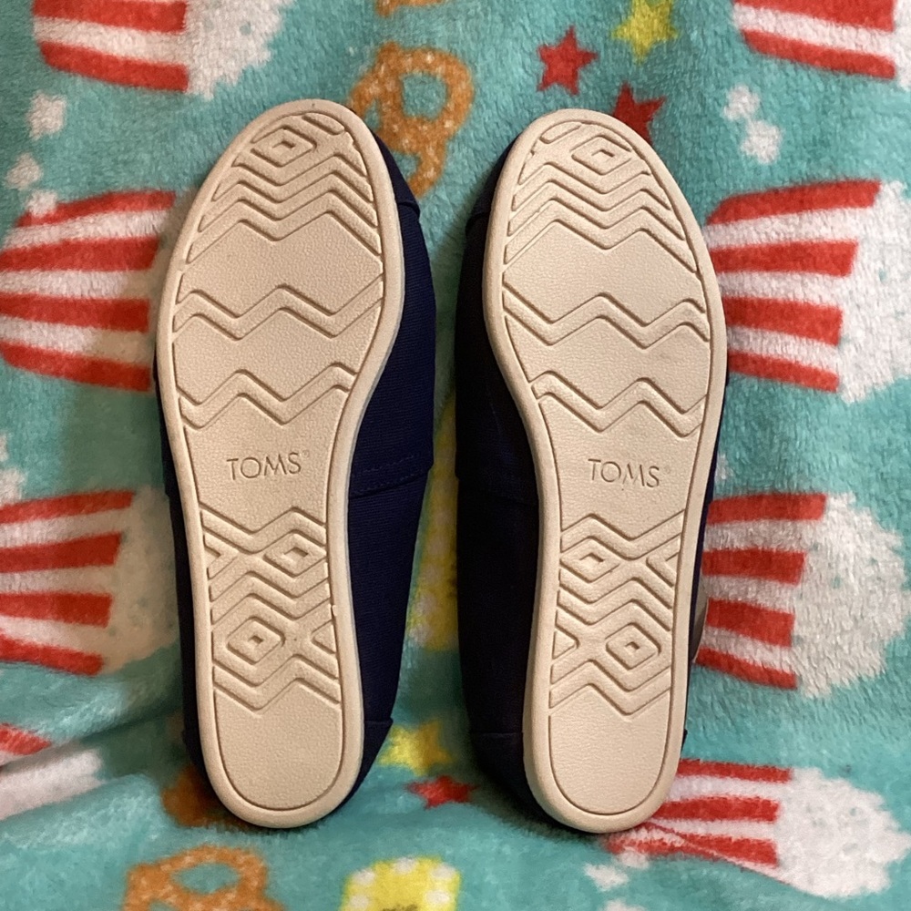 Tom’s WW Alpargata Slides NWT - Picture 5 of 8